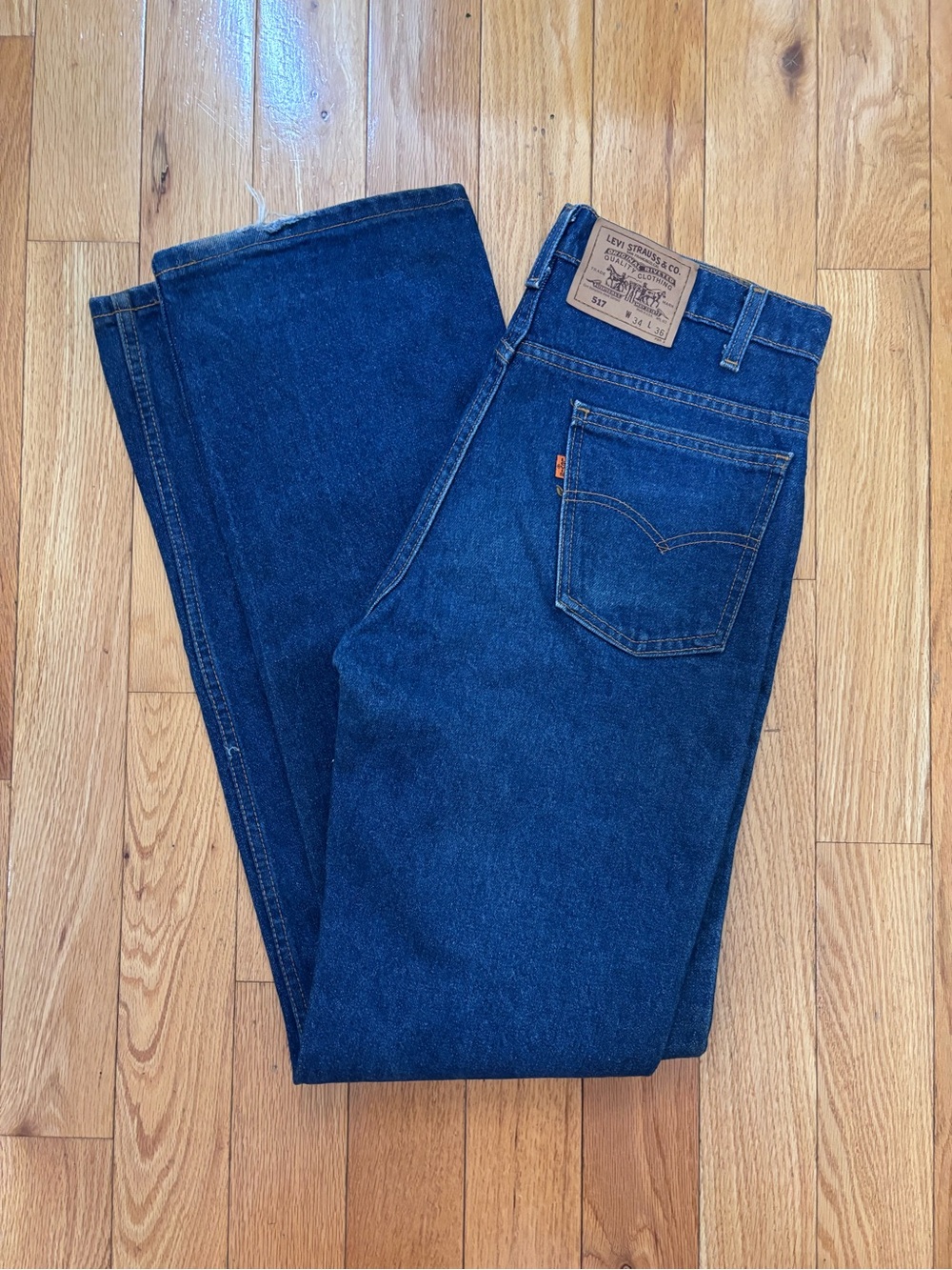 Levi's Men's Classic Dark Blue 517 Straight Fit Jeans - 34x36